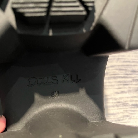 Holographic Platform Sandals - Picture 6 of 7